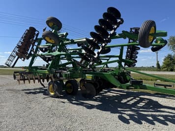 Main image John Deere 2720